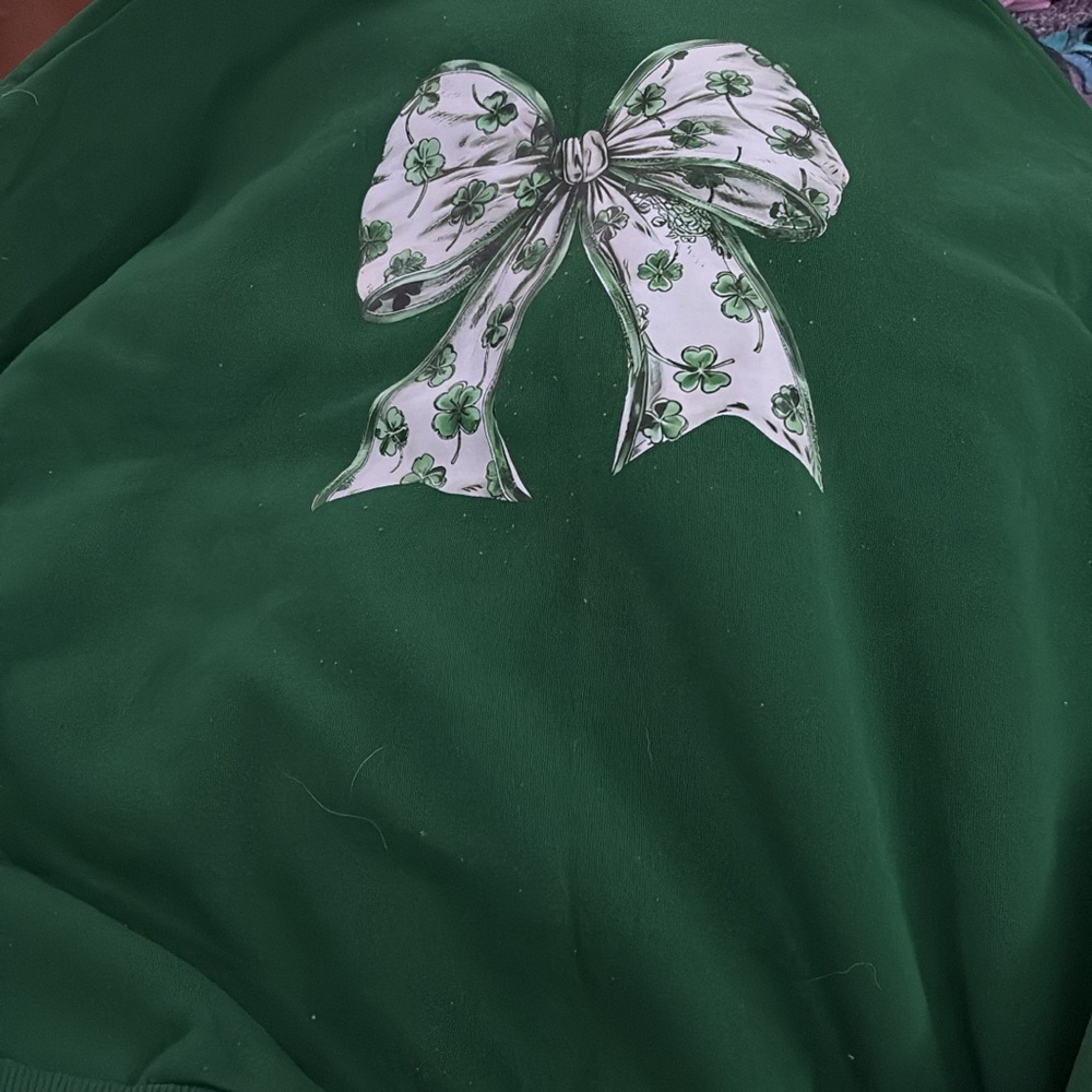 Green Sweatshirt with Shamrock Bow Design